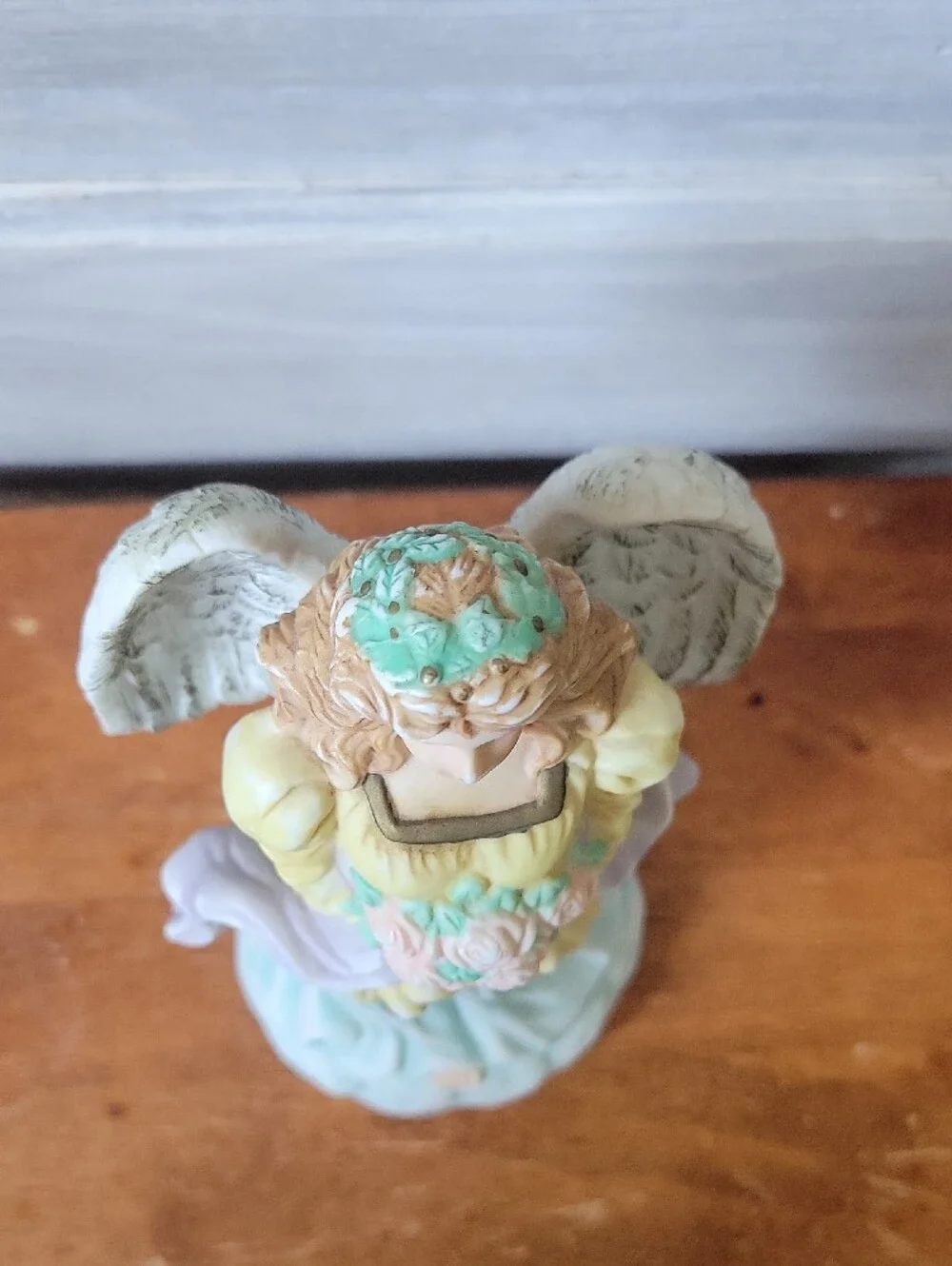 Grandeur Noel Vintage Porcelain Angel Figurine Holding Pink Roses 9